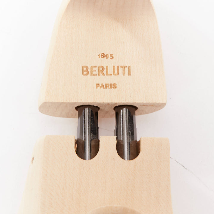BERLUTI Pair nude wooden carved logo shoe tree shape holder UK8 EU42