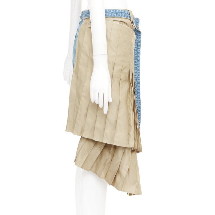 SACAI 2019 Runway beige kilt pleated cotton deconstructed denim shorts JP2 M