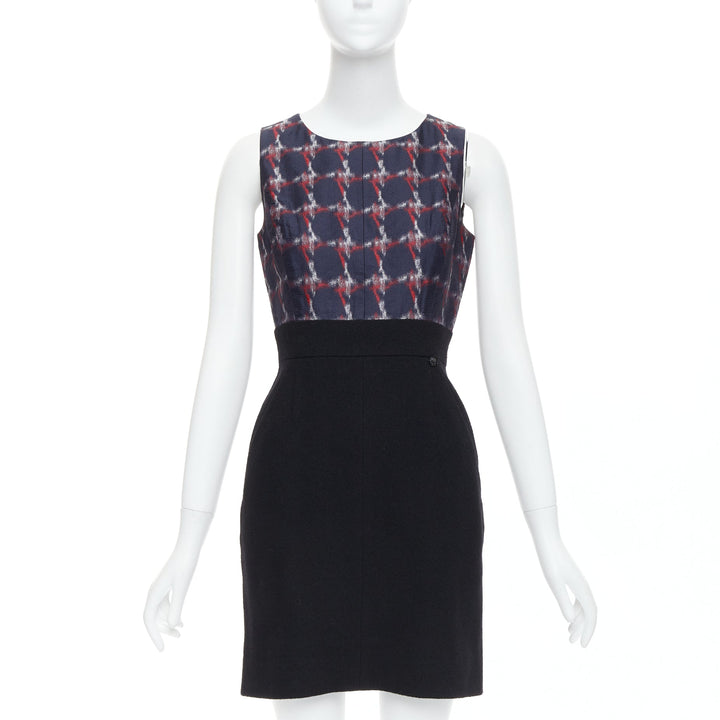 CHANEL 08A Paris-Venice navy red houndstooth print wool silk shift dress