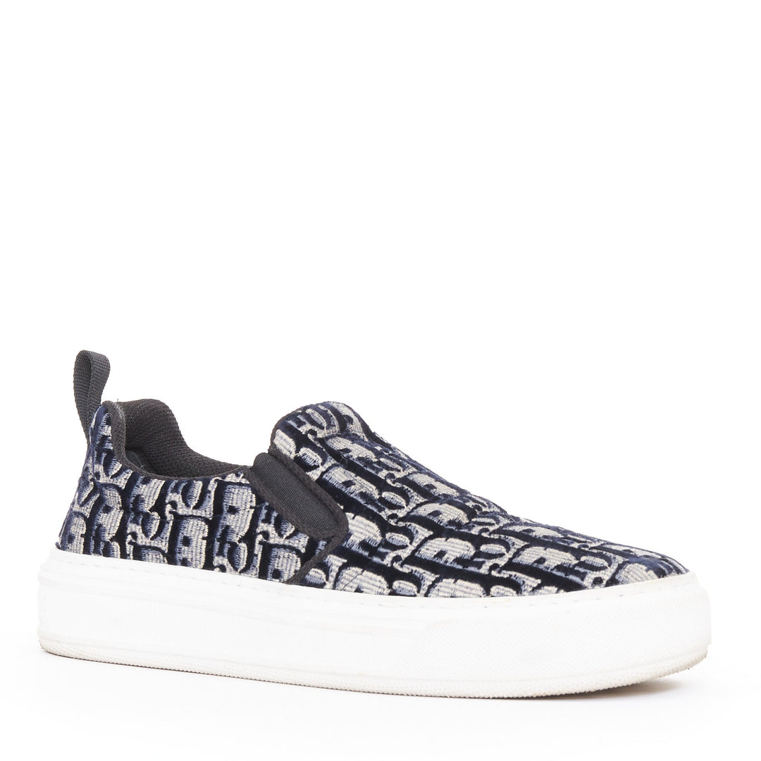 CHRISTIAN DIOR 2021 Solar deep blue velvet embroidered Oblique sneaker EU37.5