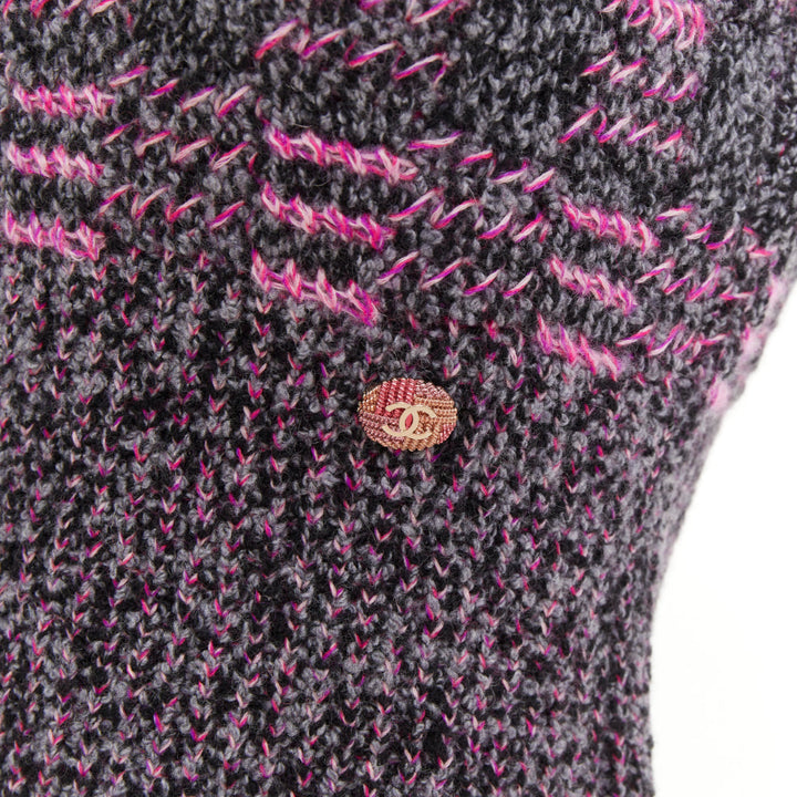 CHANEL 2022 Runway check cc plaque fuchsia trim cropped cashmere knit vest FR38