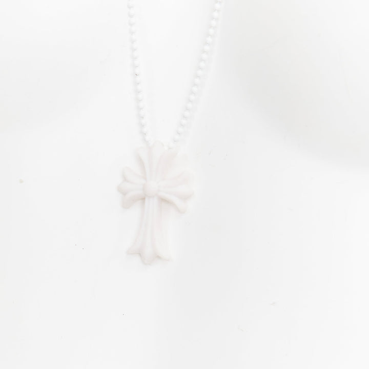 CHROME HEARTS 2019 Silichrome CH Cross Necklace white silicone long necklace