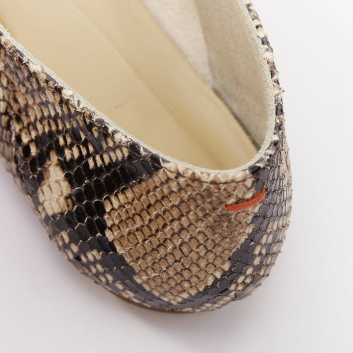 AEYDE Moa natural scaled leather V vamp point toe ballerina flats EU37