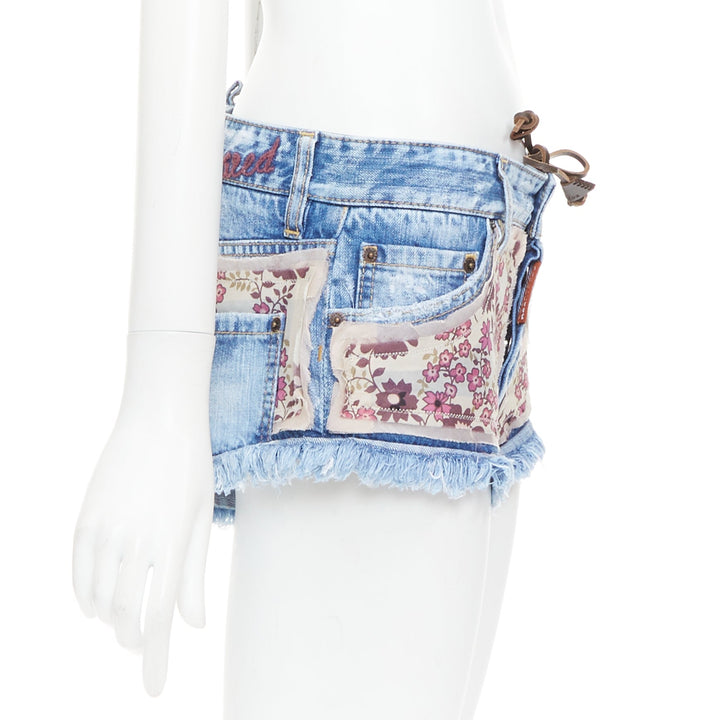 DSQUARED2 pink floral patch blue denim logo cut off mini shorts IT38 XS