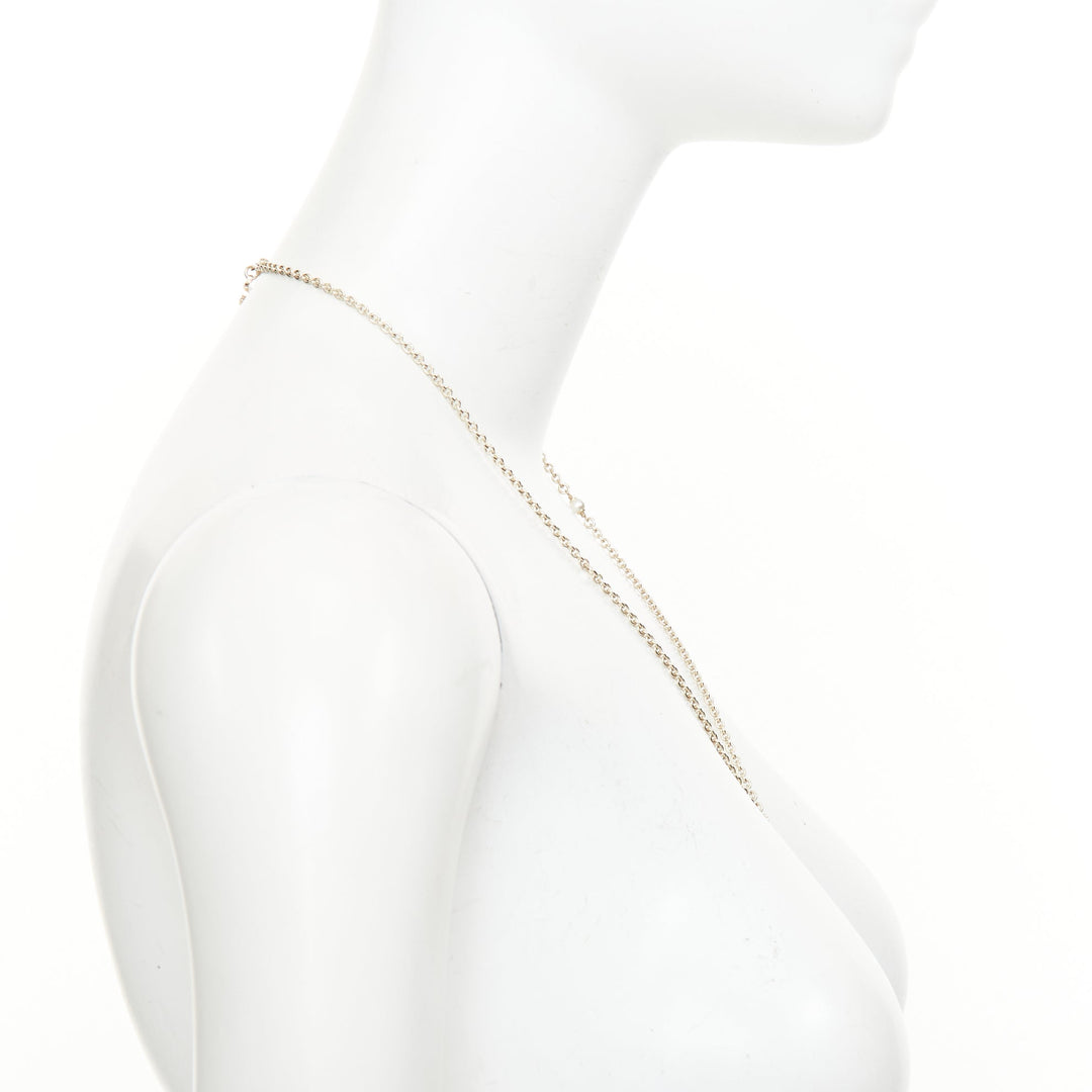 CHANEL G25A pale gold interlocking CC logo pearl hand fan pendant necklace