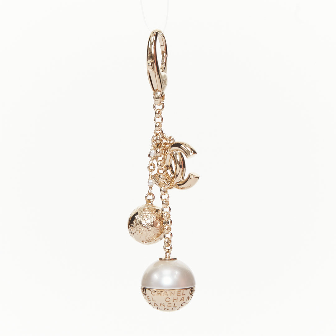 CHANEL G25B 2025 VIC Limited Gift gold pearl moon ball bag charm keychain