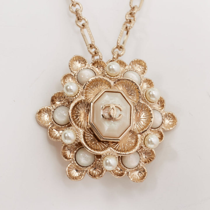 CHANEL B16C gold tone ivory pearl octagonal CC Camellia medallion chain necklace