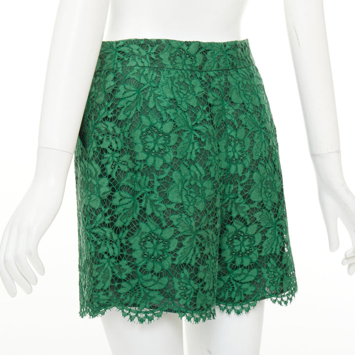 VALENTINO green floral guipure lace silk lined high waist mini shorts IT44 L