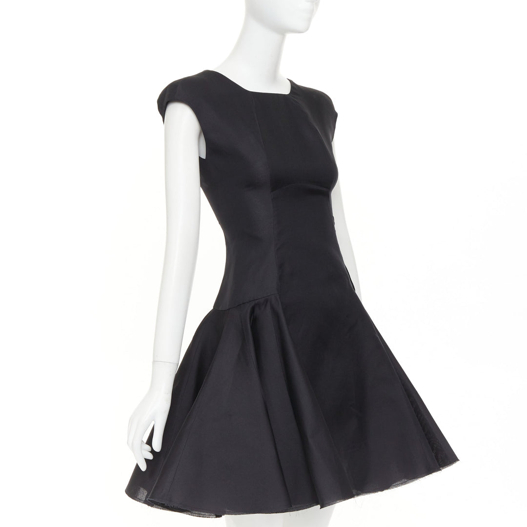 VICTORIA BECKHAM black tailored cap sleeve structured fit flare dress UK12 L