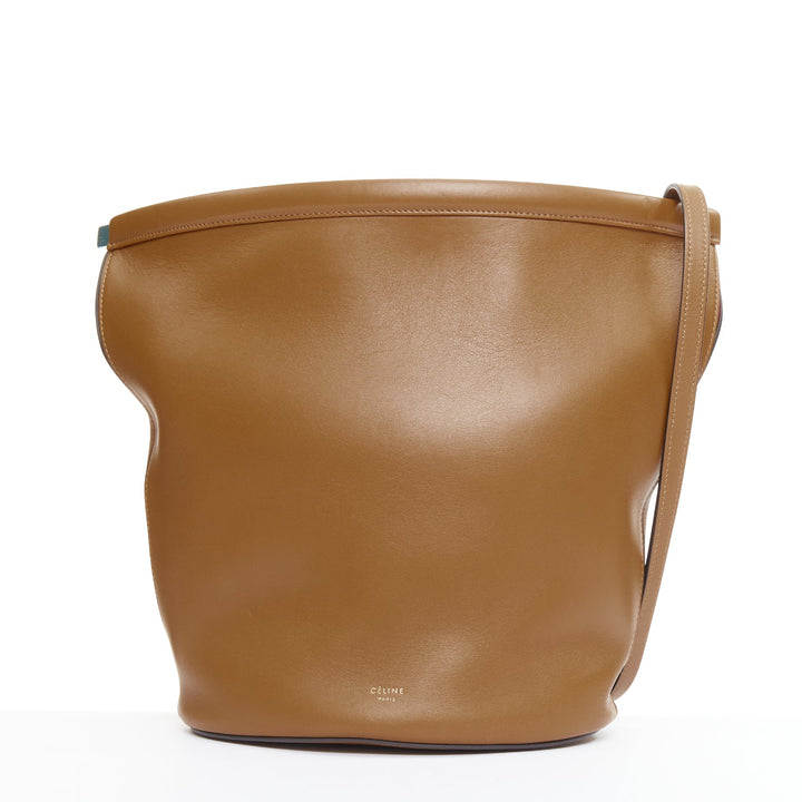 CELINE 2018 Phoebe Philo Clasp Bucket tan brown smooth calf  clasp shoulder bag