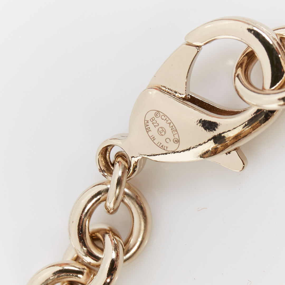 CHANEL B22C AB7531 Giant Heart Locket gold plated CC locket long chain necklace
