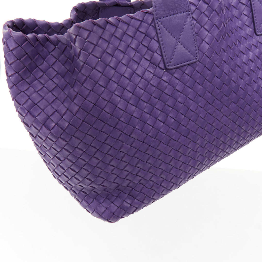 BOTTEGA VENETA 2009 Cabat Medium purple Intrecciato nappa leather tote bag