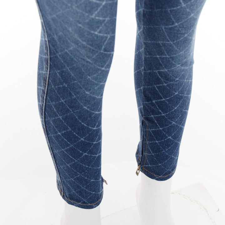 CHANEL 2017 dark blue washed denim diamond grid CC button skinny jeans FR34 XS