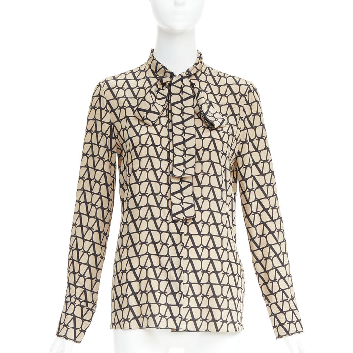 VALENTINO Iconographe Toile crepe de chine silk print tie blouse IT38 XS