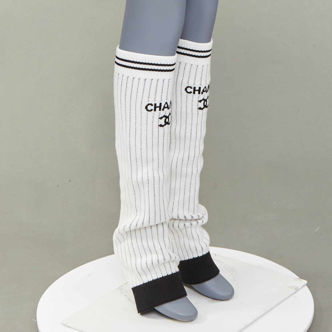 CHANEL 2024 Runway CC logo white black ribbed knit striped trim leg warmers OS