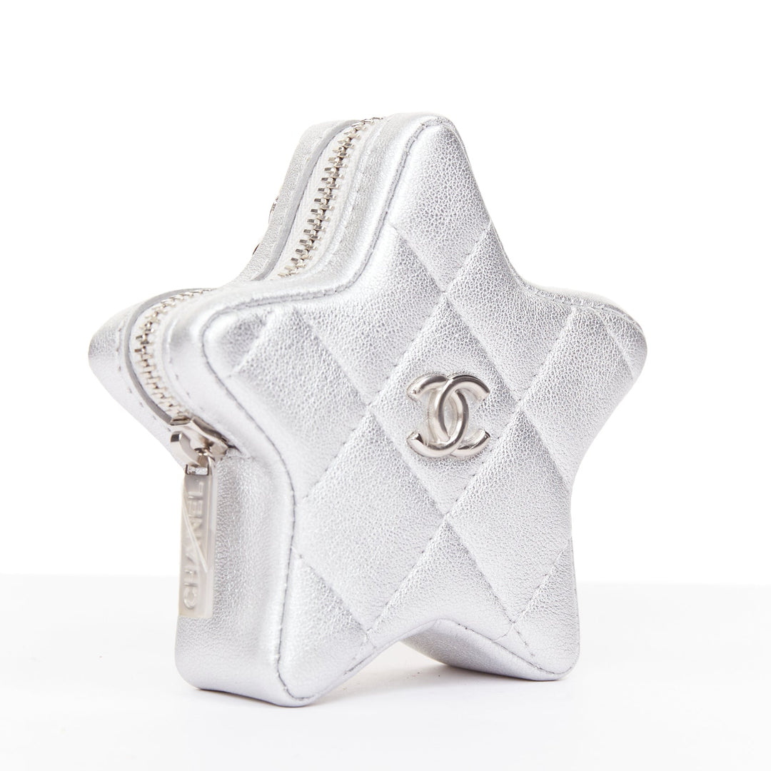 CHANEL 2024 Walk of Fame silver lambskin leather CC logo star small coin purse