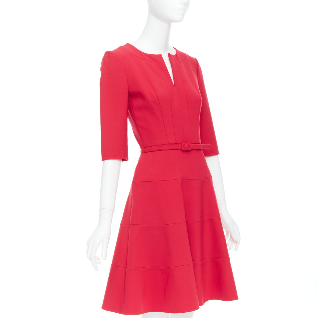 OSCAR DE LA RENTA R17 red virgin wool blend slit neck pleated belted dress US0 XS