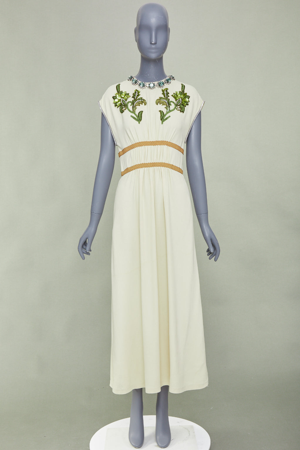 GUCCI 2019 beige crystal floral embroidered jersey empire waist gown S