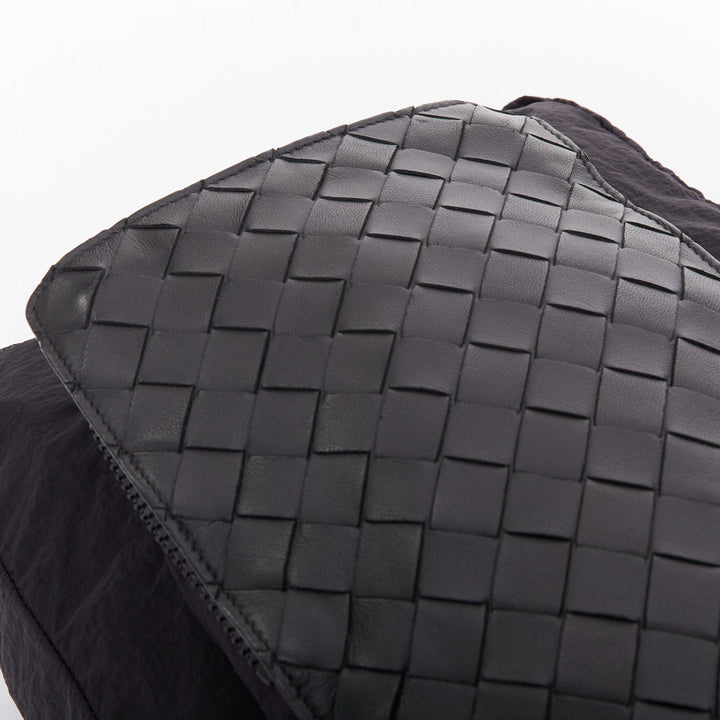 BOTTEGA VENETA Intrecciato Foldable black nylon woven leather messenger bag