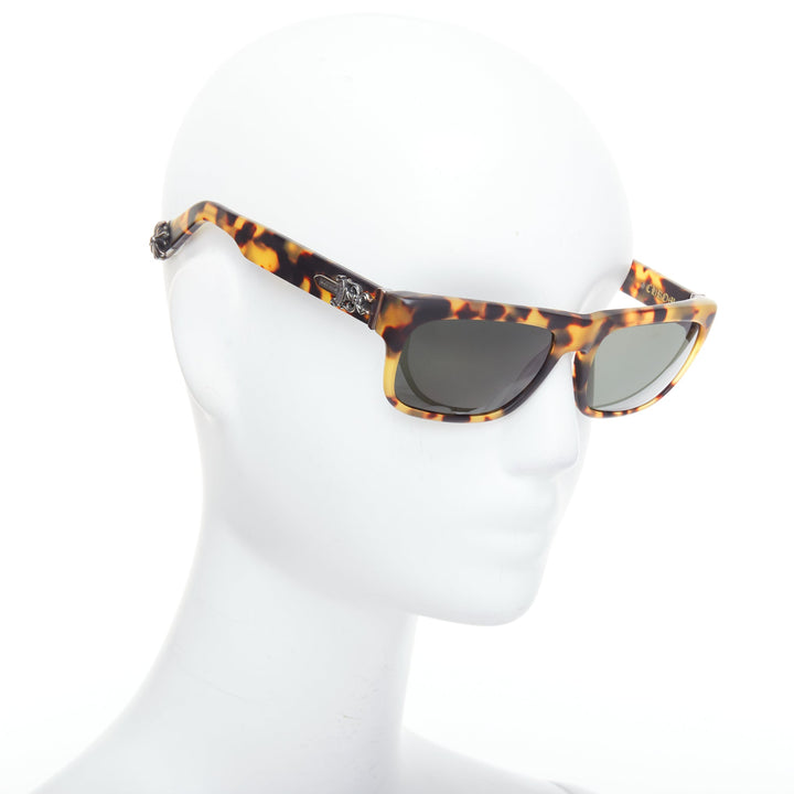 CHROME HEARTS Sluss Bussin silver dagger sword amber sunglasses