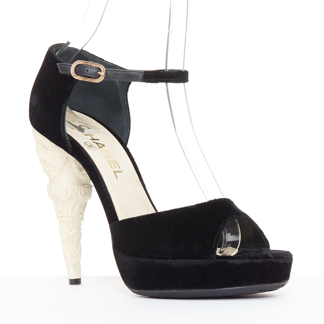 CHANEL 2010 Runway Corinthian Column architectural heel black sandals EU37.5