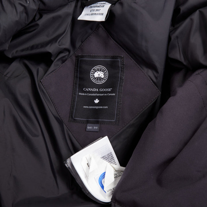 VETEMENTS CANADA GOOSE 2017 runway oversized Snow Mantra utility parka jacket OS