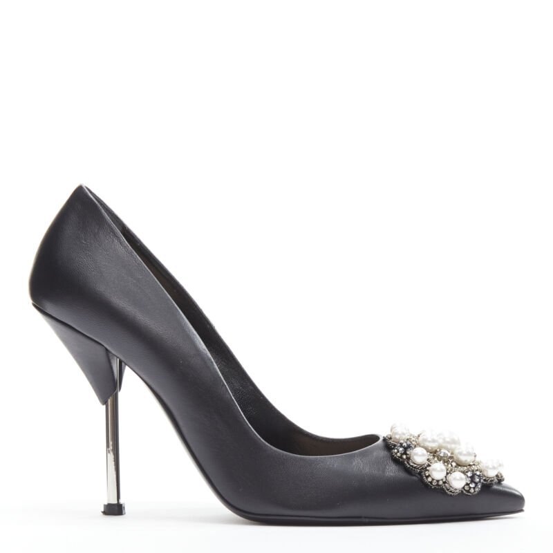 ALEXANDER MCQUEEN black pearl metal embellished stiletto pumps EU39 US9