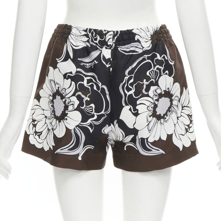 Female mannequin wearing Valentino by Pier Paolo Piccioli 2022 Brown Silk Women Shorts in Size IT36 | Available at JHROP