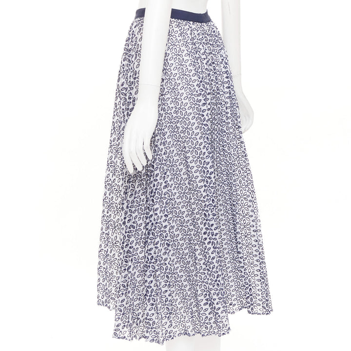 OSCAR DE LA RENTA S17 navy white cotton eyelet floral embroidered skirt XS US0
