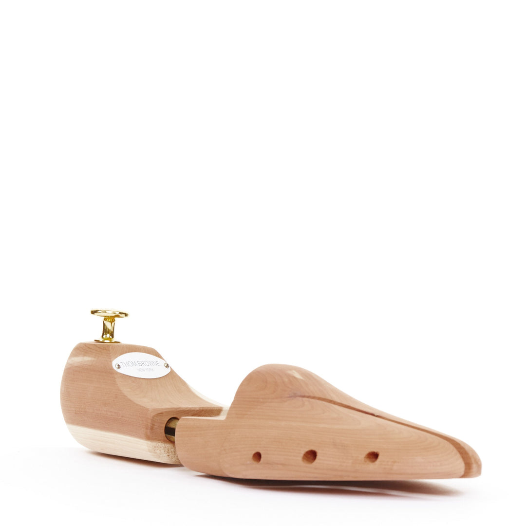 THOM BROWNE brown cedar wood split toe brass knob logo footwear shoe trees M