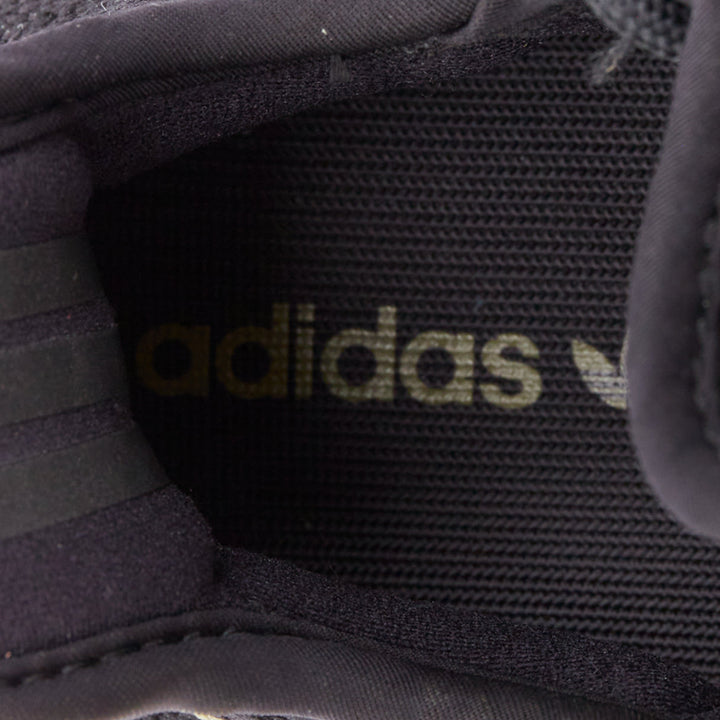 YEEZY ADIDAS Boost 350 V2 black olive green colorblock low top sneakers US4.5