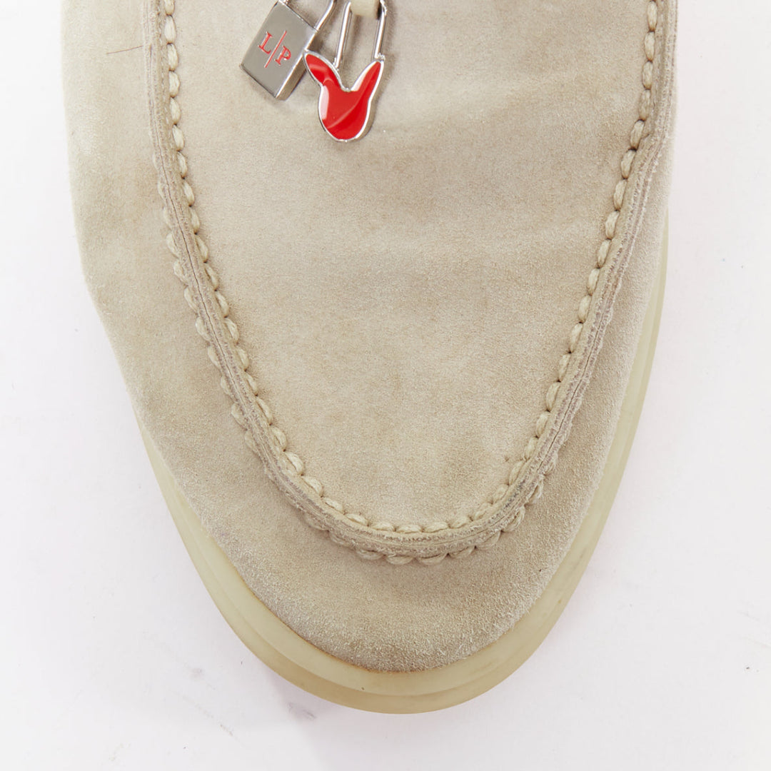 LORO PIANA Summerwalk Chamslofer sand suede Rabbit pendant loafers EU37