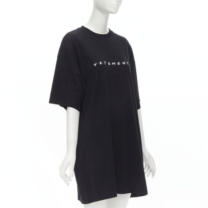 VETEMENTS Friends logo embroidered Limited Edition black cotton long tshirt  XS