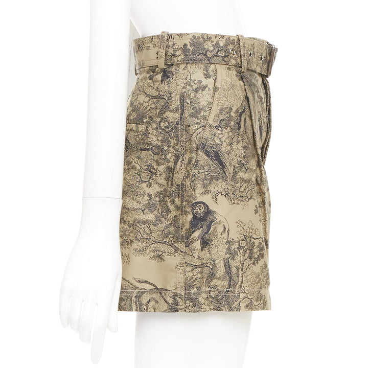 CHRISTIAN DIOR 2019 Toile de Jouy Sauvage beige cotton belted shorts FR34 XS