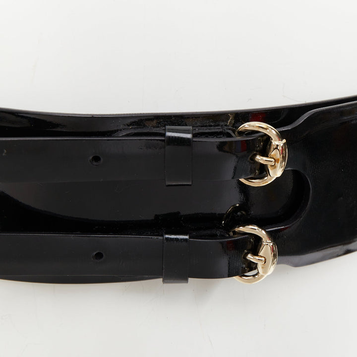 GUCCI 2008 Queen dual horseshoe buckle black patent leather wide corset belt XS