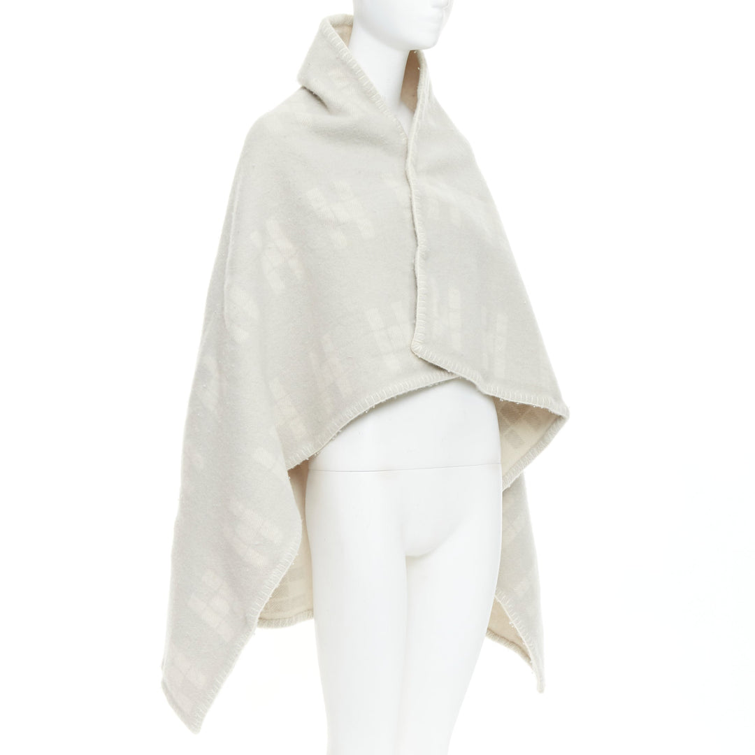 HERMES cream light grey cashmere wool H logo square throw blanket