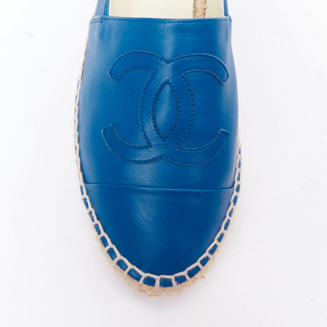 CHANEL blue leather CC logo jute espadrille shoes EU38