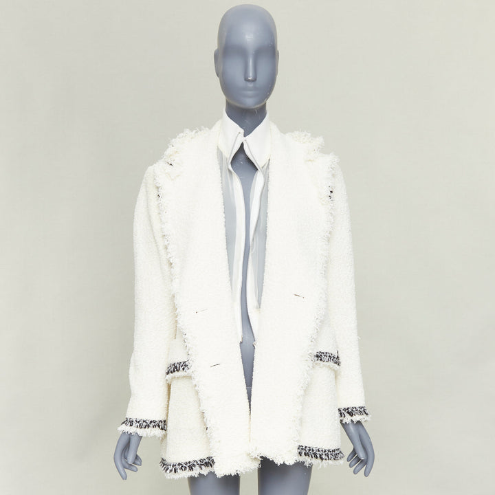 SACAI 2023 Runway double breasted tweed fringed off white winter outerwear JP1 S