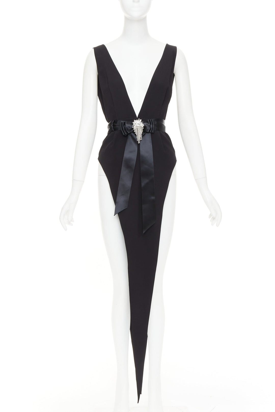 ALEXANDRE VAUTHIER COUTURE 2021 Runway black plunge brooch belt slit bodysuit