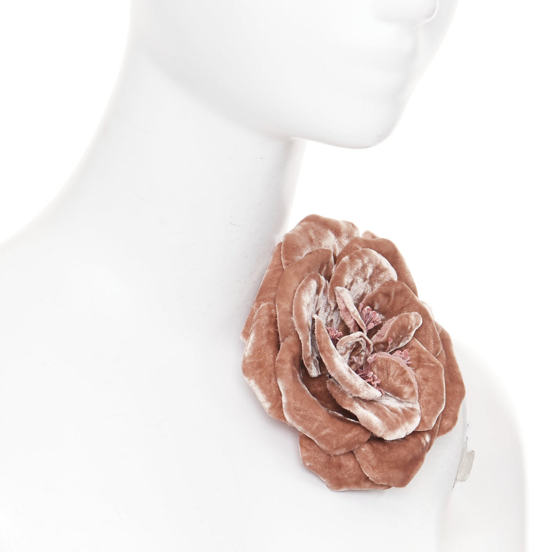 rare SAINT LAURENT 2022 Large Wild Rose flower pink crushed velvet pin brooch