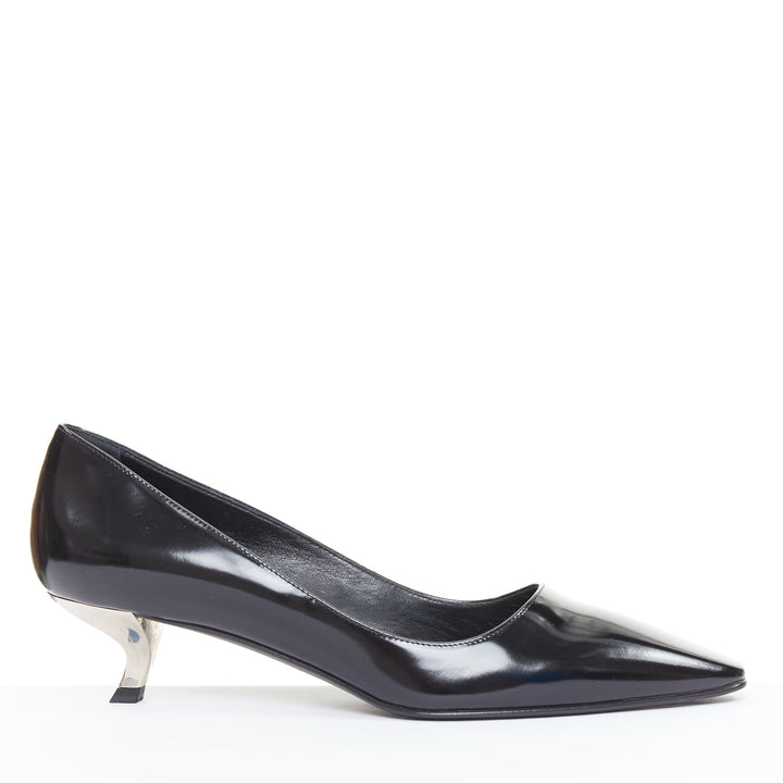 ROGER VIVIER Virgule black patent leather kitten comma heel almond pumps EU38.5