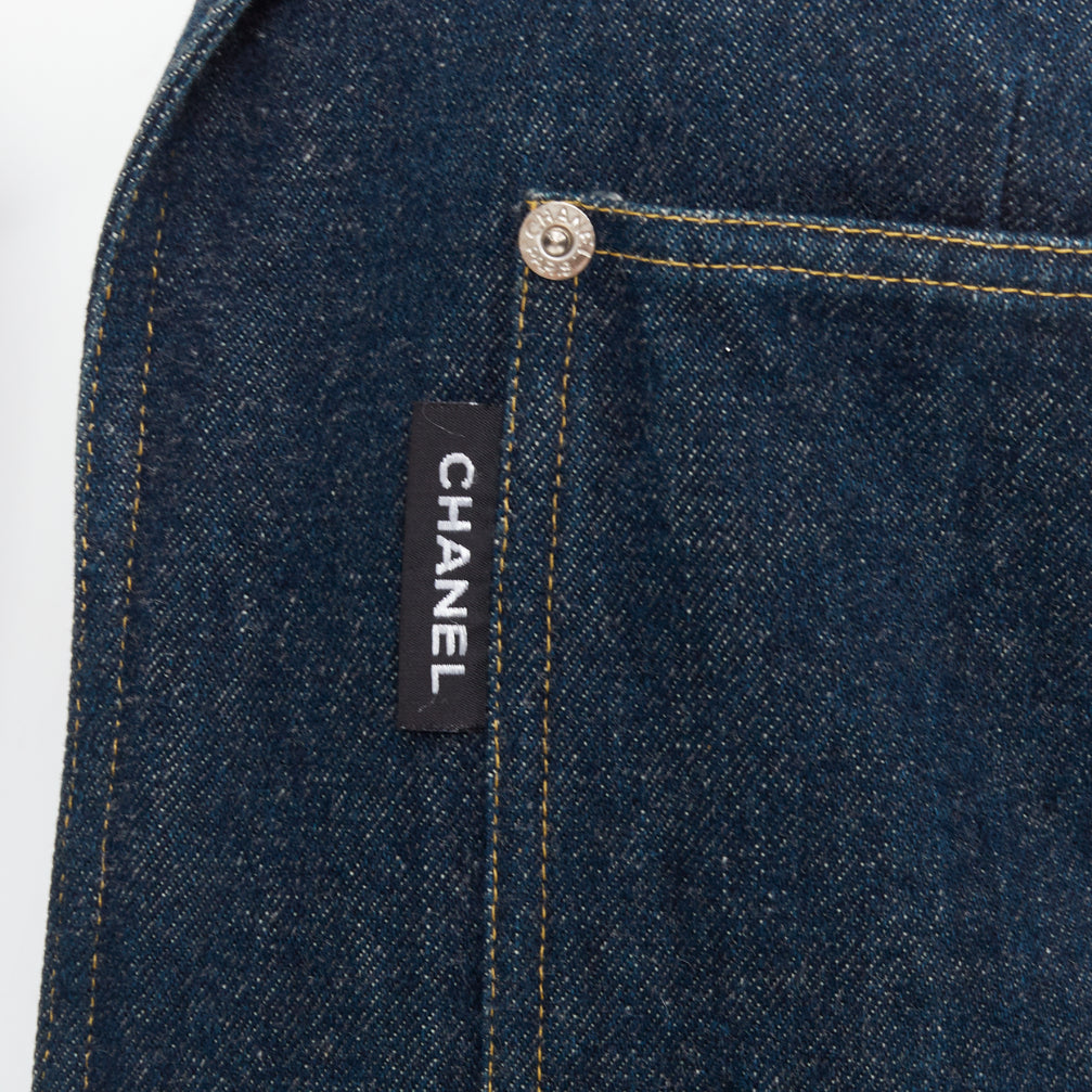 CHANEL 1996 Vintage washed indigo denim logo patch pocket cropped denim jacket