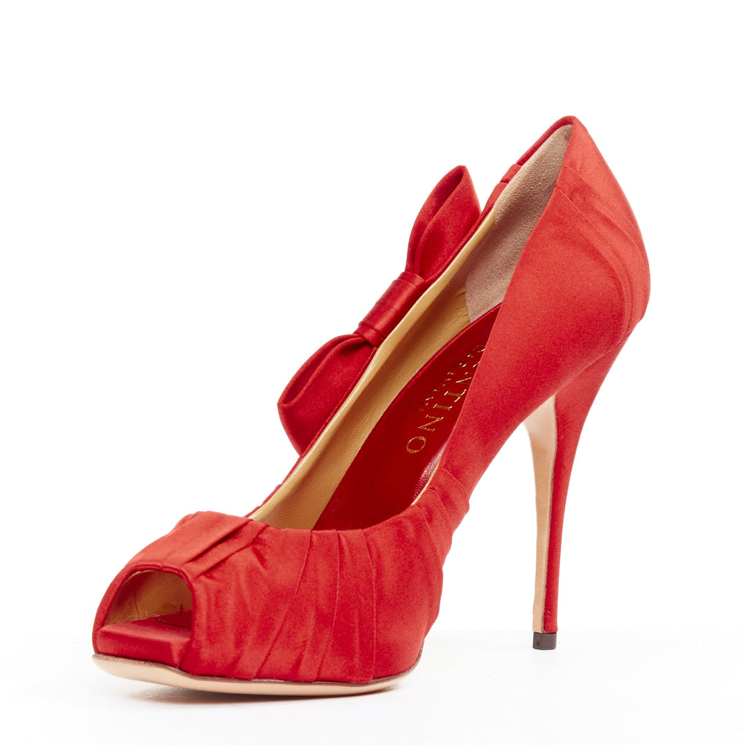 VALENTINO red pleated satin ribbon bow peep toe stiletto pumps EU37