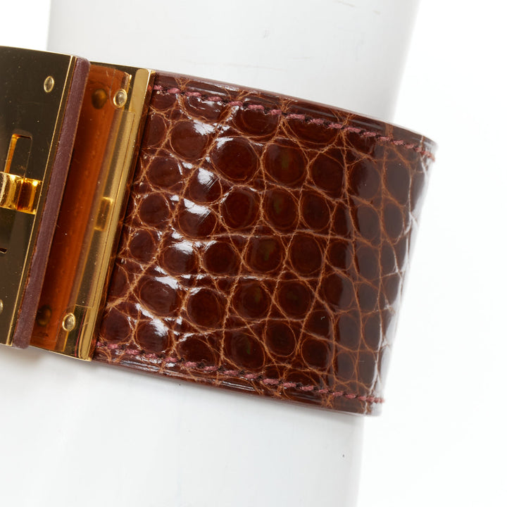 HERMES Kelly Dog brown polished gator leather GHW turnlock bracelet