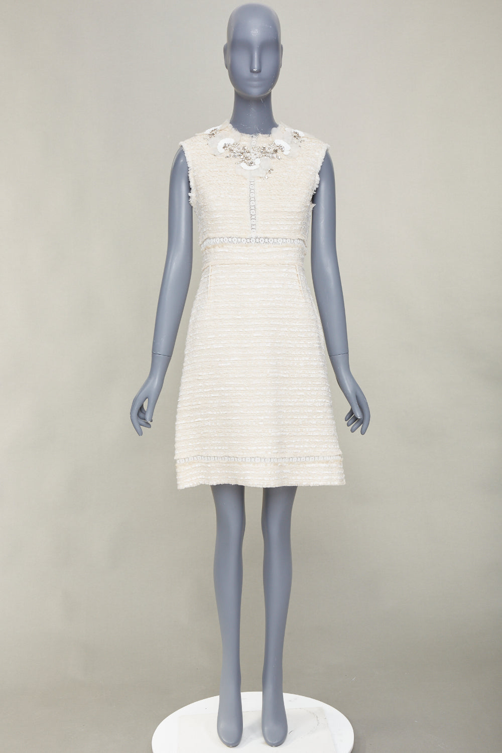 GIAMBATTISTA VALLI 2018 crystal embroidered neck ivory tweed dress IT40 XS