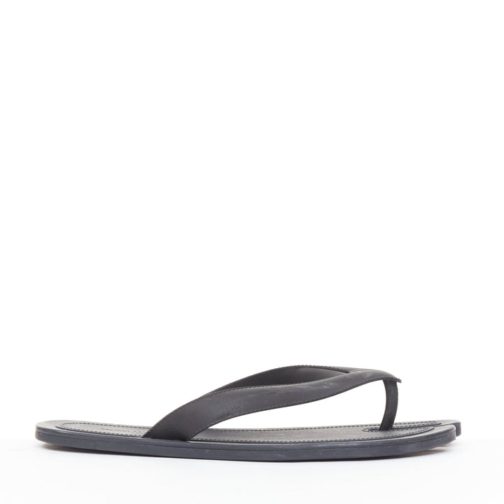 MAISON MARGIELA  2022 Tabi black split toe flip flops thong sandals trompe EU36