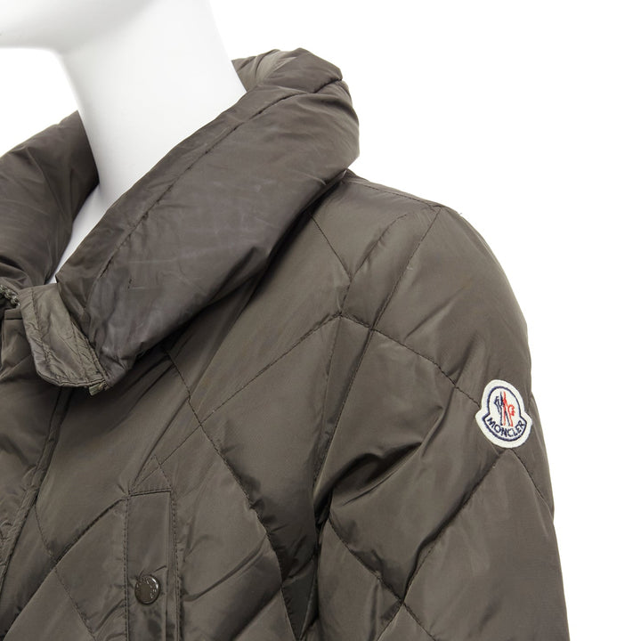 MONCLER Norme Afnor khaki quilted virgin wool blend frill hem coat Sz1 M