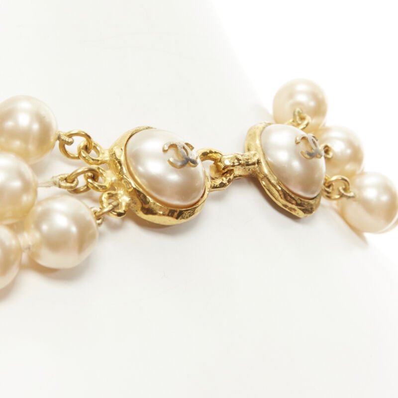 CHANEL Vintage Season 29 triple large faux pearl CC logo clasp necklace