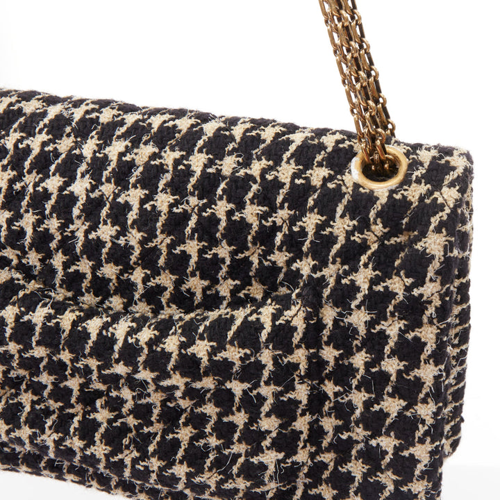 rare CHANEL 2015 Reissue 2.55 Brasserie Gabrielle houndstooth tweed flap bag