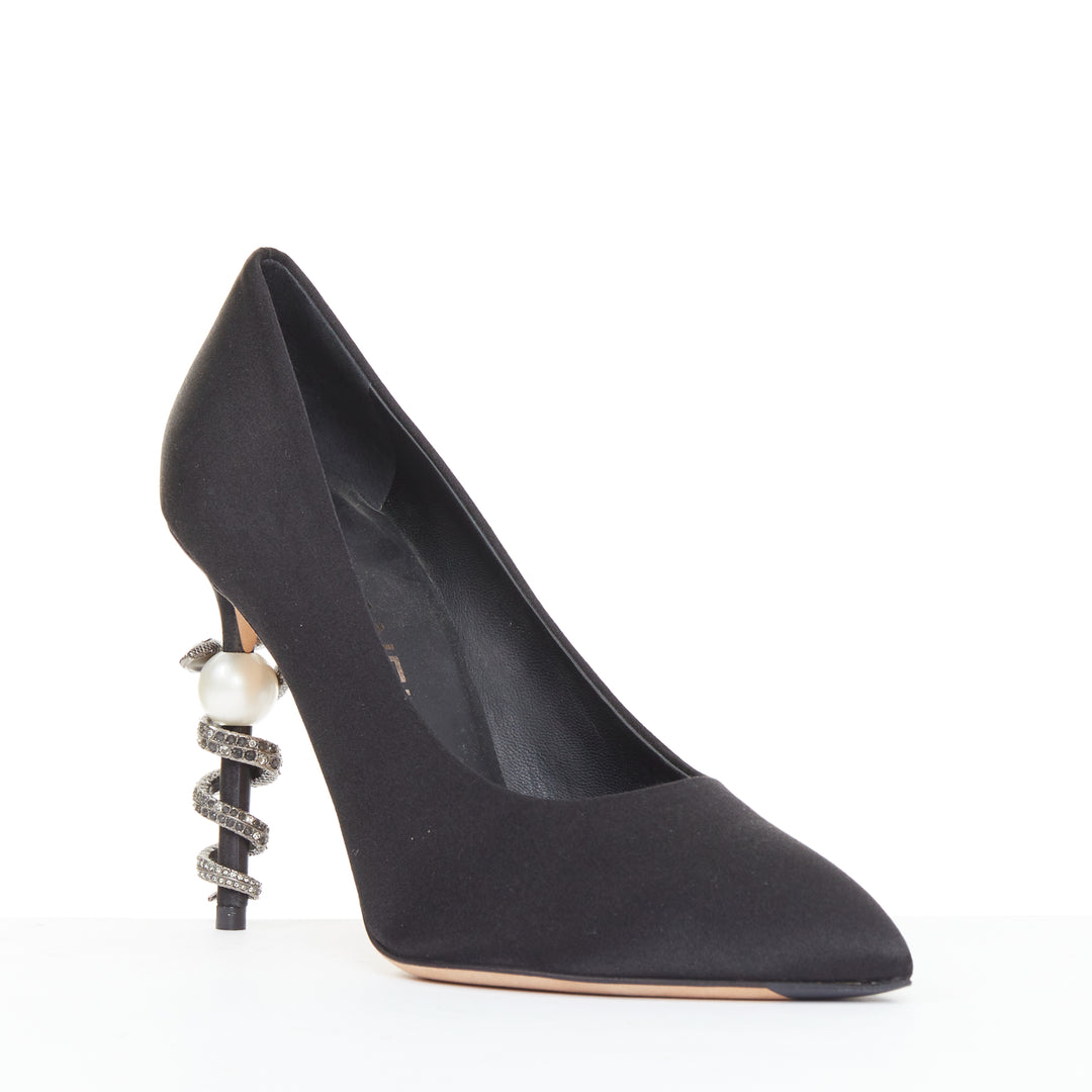 CHANEL 2016 Runway Serpent Pearl black satin CC pearl crystal snake  pump EU38